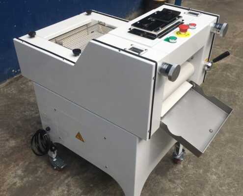 Mini-moulder-machine
